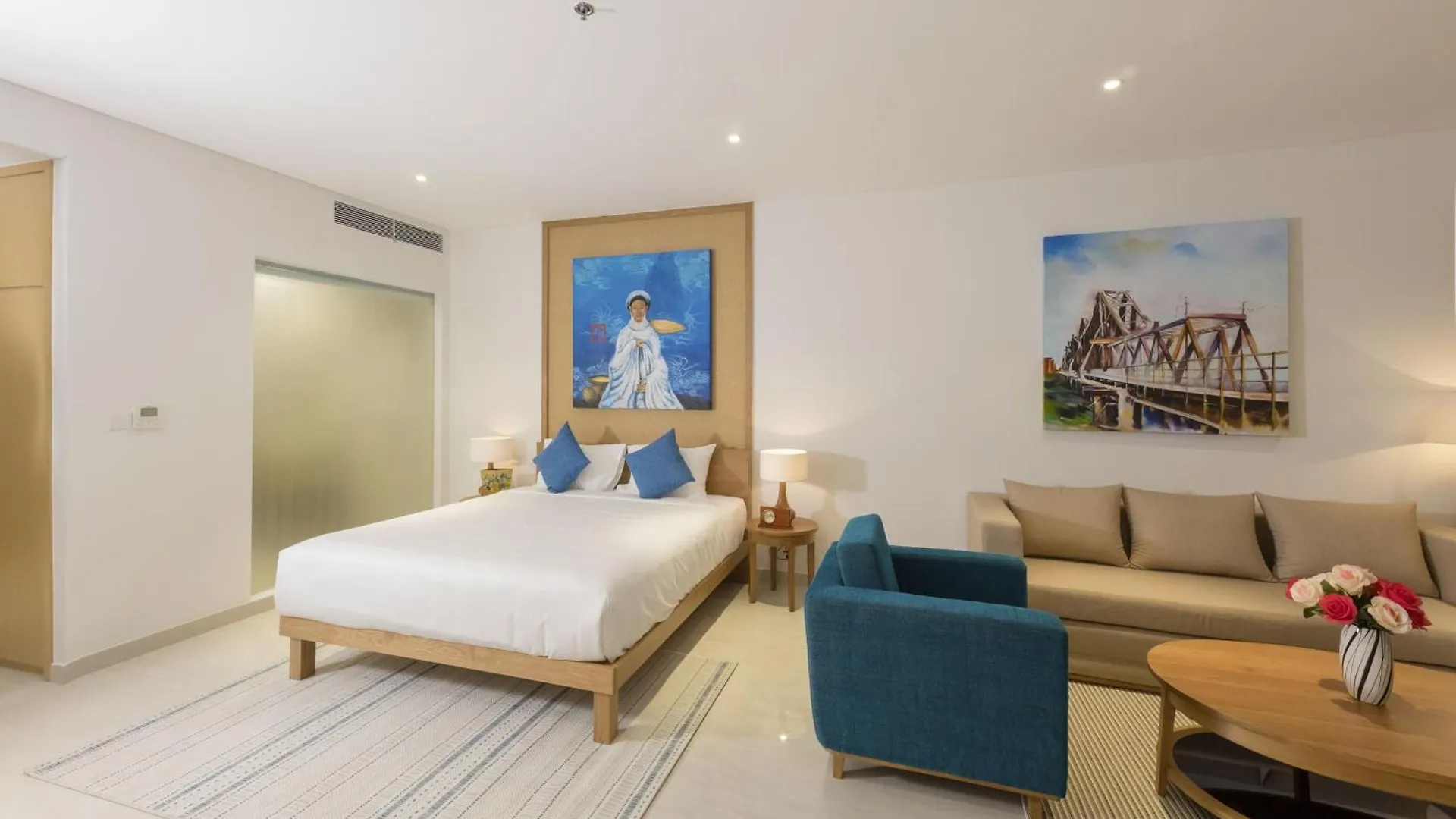 Astana Villa Non Nuoc Beach Da Nang 5*,