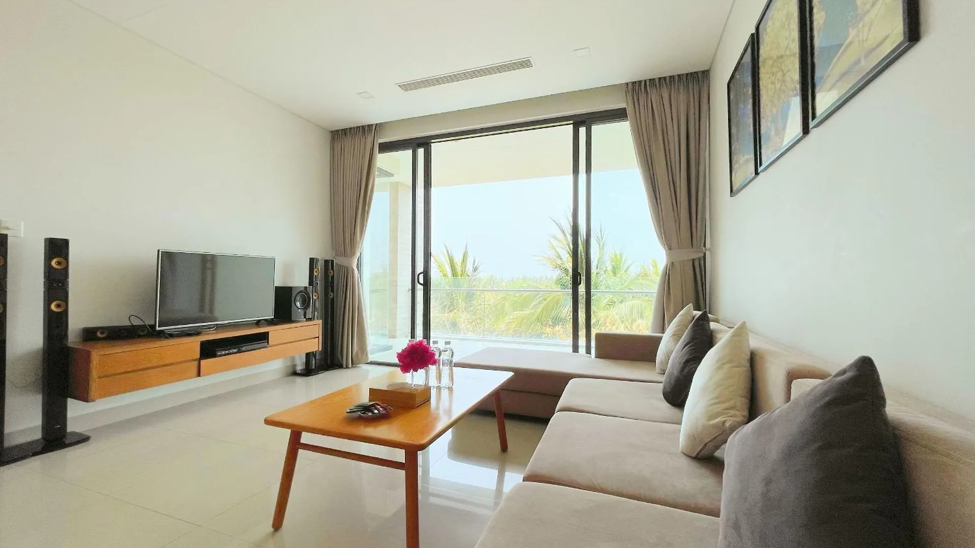 ***** Resort Astana Villa Non Nuoc Beach Da Nang Vietnam