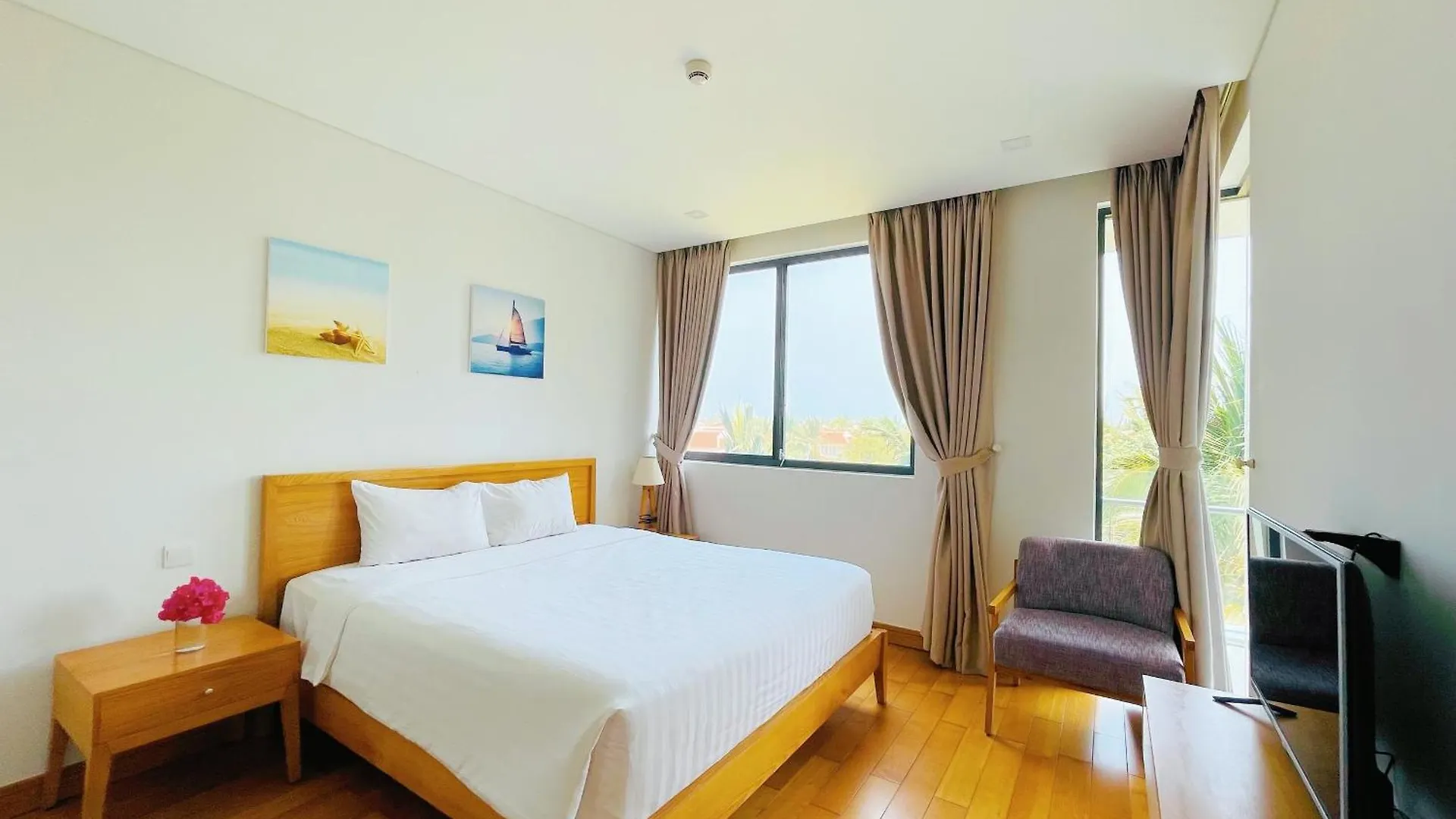 Astana Villa Non Nuoc Beach Da Nang Resort