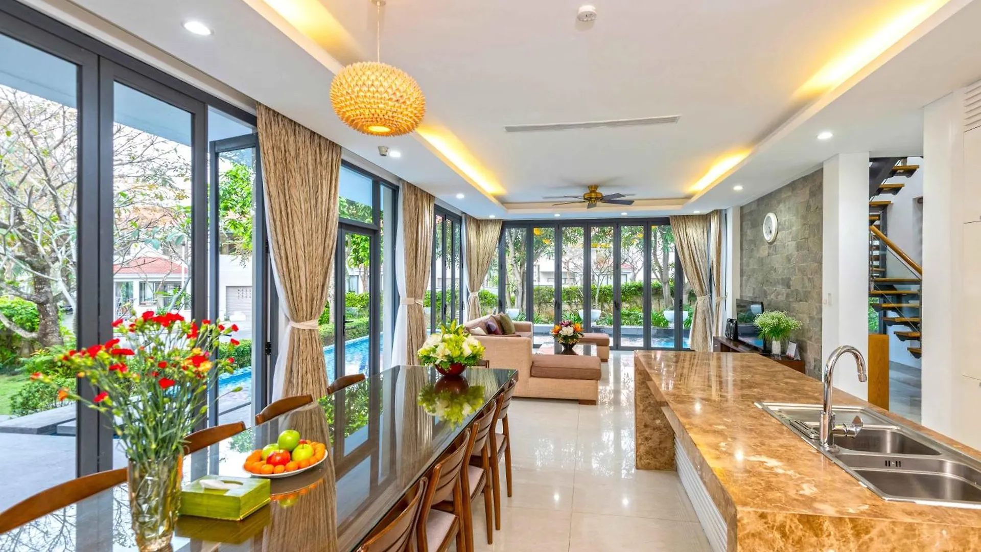 Astana Villa Non Nuoc Beach Da Nang 5*,  Vietnam