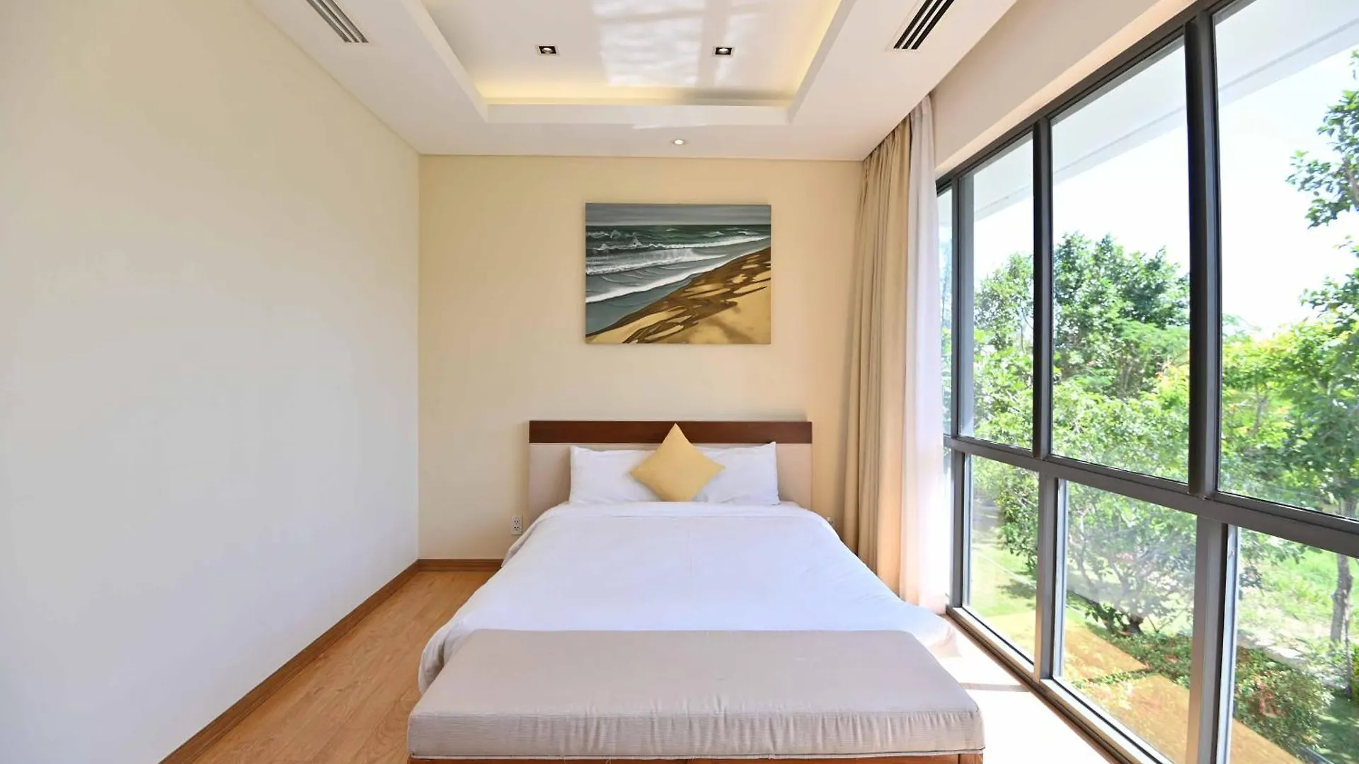 Astana Villa Non Nuoc Beach Da Nang Resort