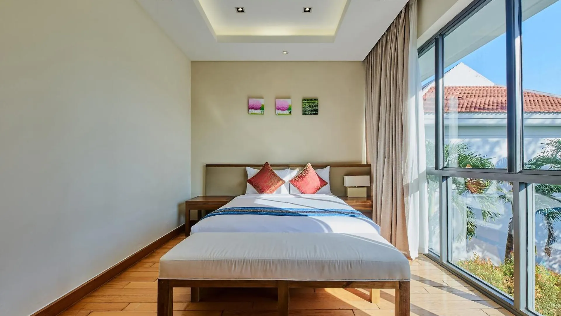 Astana Villa Non Nuoc Beach Da Nang Resort